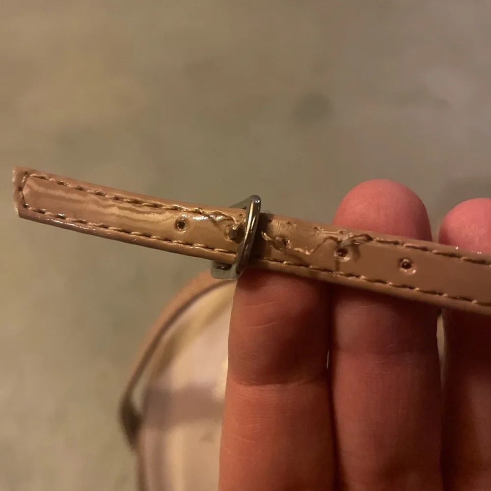 Pretty little thing heels / size 5 US but labeled as size 3 / tan - Picture 4 of 4